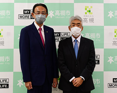 寿酒造橋本憲治代表取締役社長と濱田市長