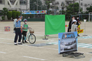 みんなで学ぶ交通安全教室