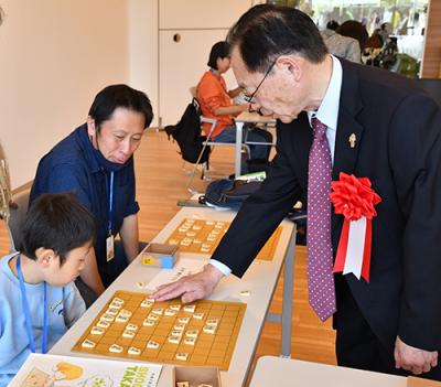 親子指導対局の様子