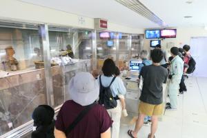エネルギーセンター第二工場ごみクレーン見学風景