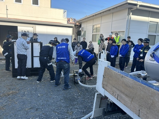 丸橋小学校での訓練の様子