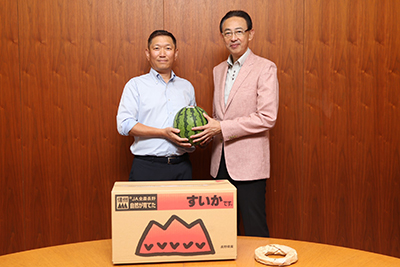 株式会社satakeグループホールディングススイカ寄贈