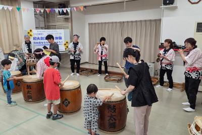 R8南冠公こどもまつり太鼓体験左青