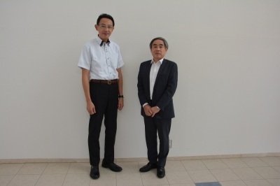 濱田市長（左）と平田社長（右）の画像