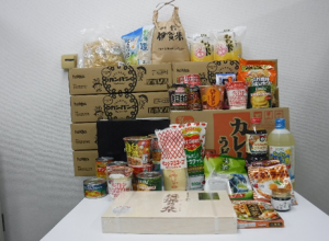 レトルト食品、インスタントラーメン、缶詰、お米、調味料